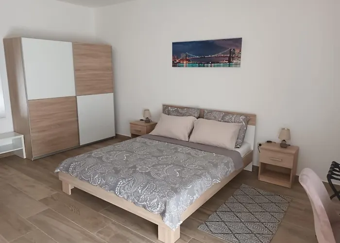 Studio Apartman Dori
